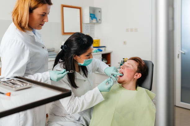 Best Emergency Denture Repair in Roanoke, IN